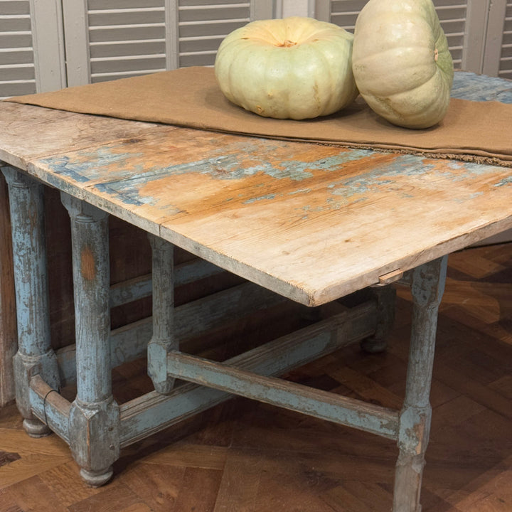 Antique Swedish Gateleg table | Painted | Circa 1890 | Sourced Paris-Suzie Anderson Home