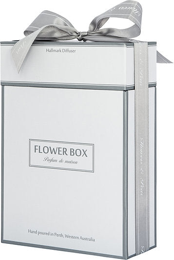 Flower Box | Hallmark Diffuser 12 months | Magnolia & Green Leaves