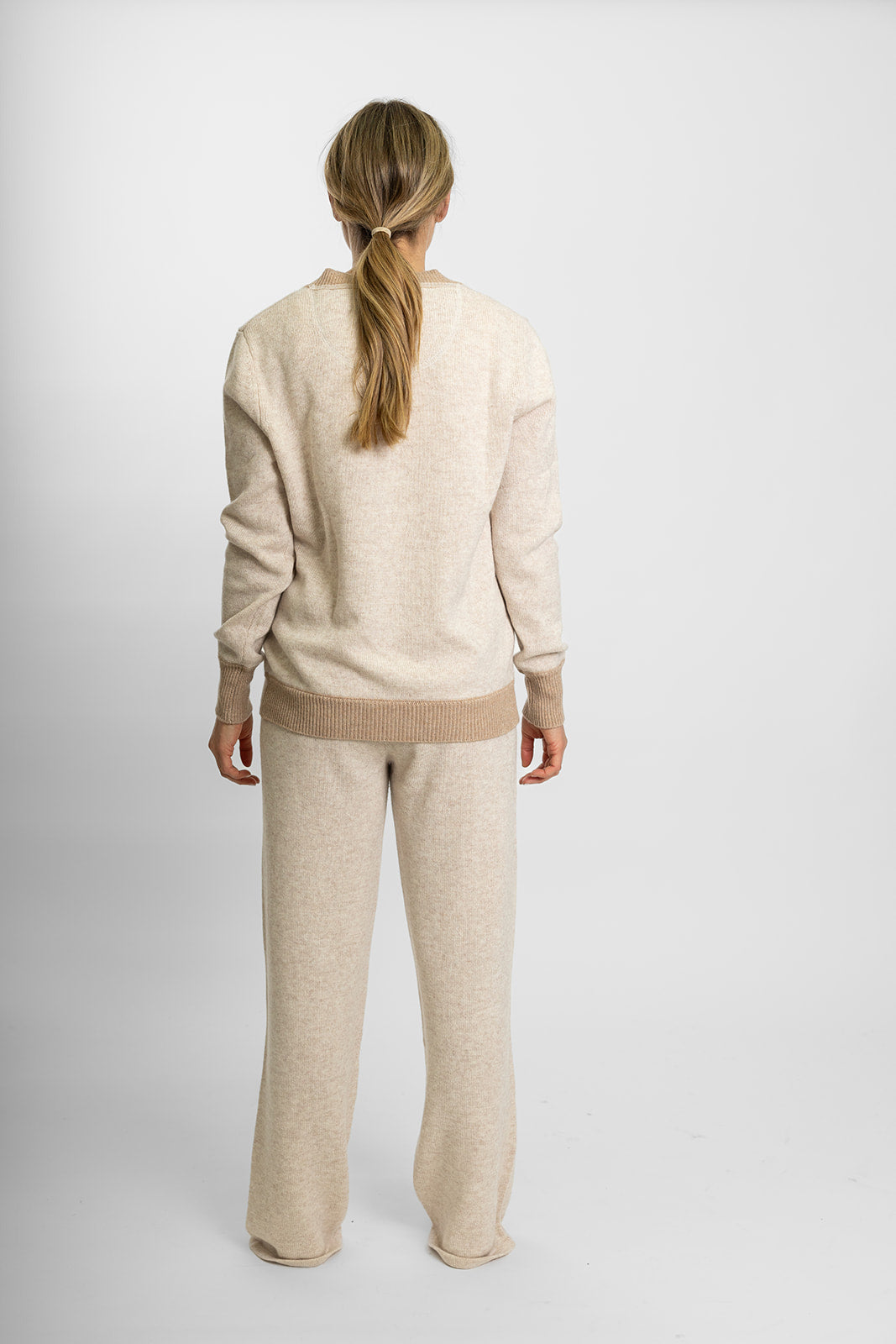 Bow |  Ribbed V Neck Jumper | Cashmere Merino  | Oatmeal with Camel V