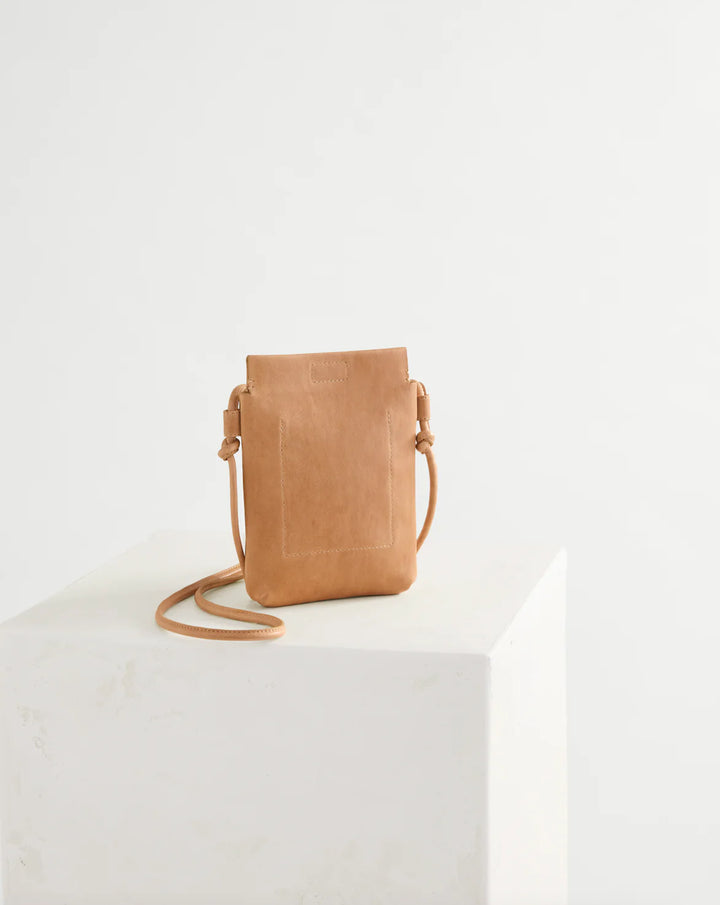 Juju | Marina Leather Pouch Bag | Tan