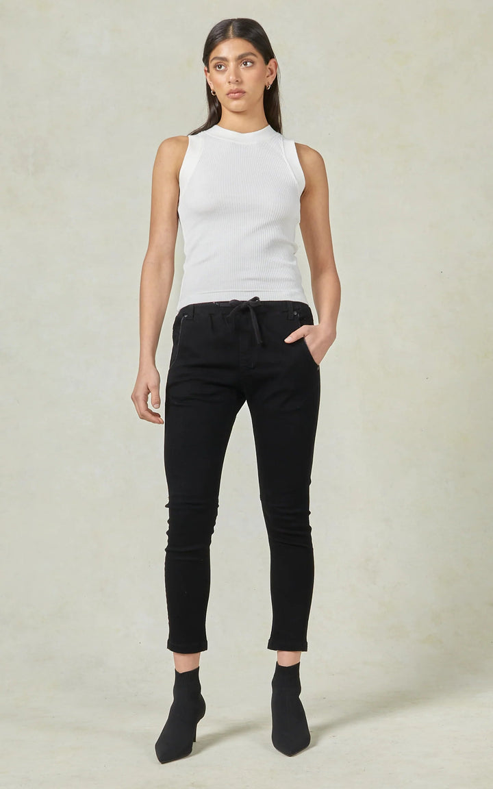 Dricoper | Active Black Jeans-Suzie Anderson Home