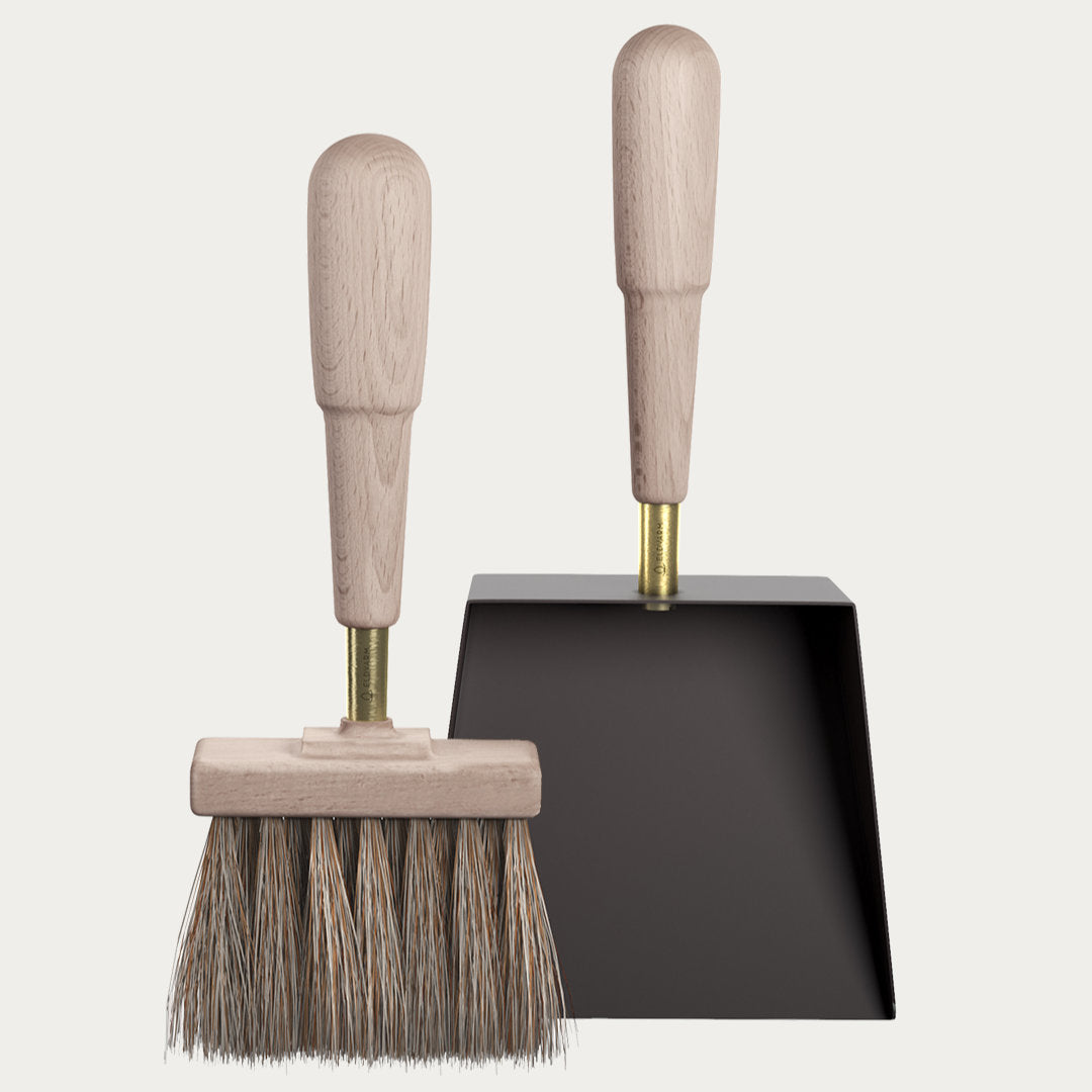 Eldvarm Emma Classique Shovel & Brush | Classique Beech-Suzie Anderson Home