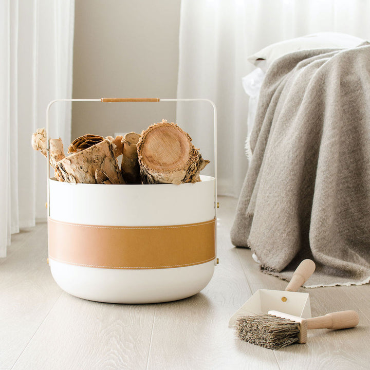 Eldvarm Emma Wood Basket | Blanc-Suzie Anderson Home