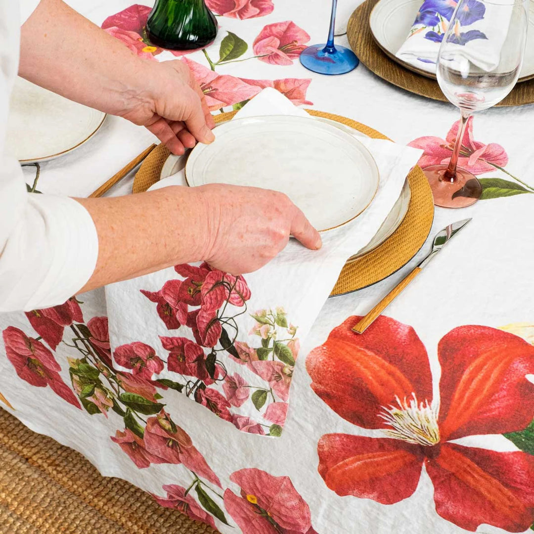 Climbing Flowers | Linen Tablecloth | 170 x 250cm