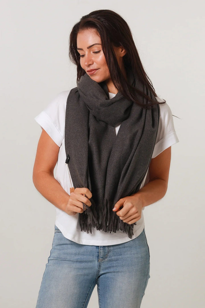 Scarf HH0025-Suzie Anderson Home