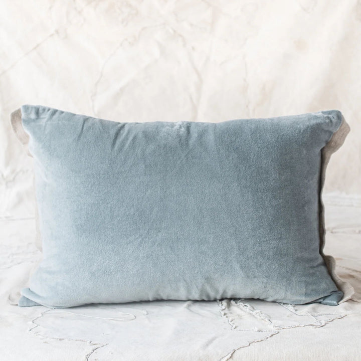 Medicis Cushion & Insert | Aqua | 35 x 50cm