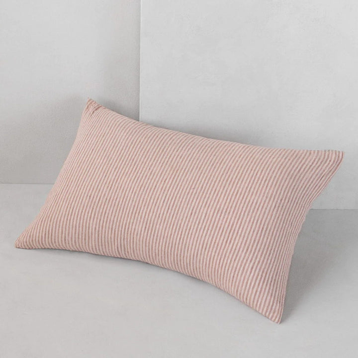 Basix Cushion Cover Small Stripe | 40 x 60 | Rosa/Floss